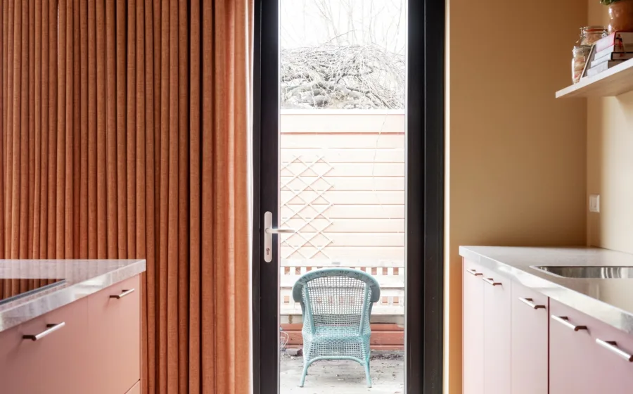 Inbetweens voor een grote schuifpui bij Aanhuis.nl