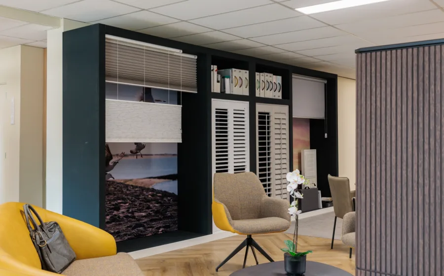 Oude Tonge winkel - raamdecoratie