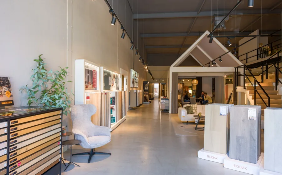 Aanhuis.nl Lelystand - dé woonwinkel van Lelystad voor vloeren, raamdecoratie, gordijnen, kasten op maat en meer!