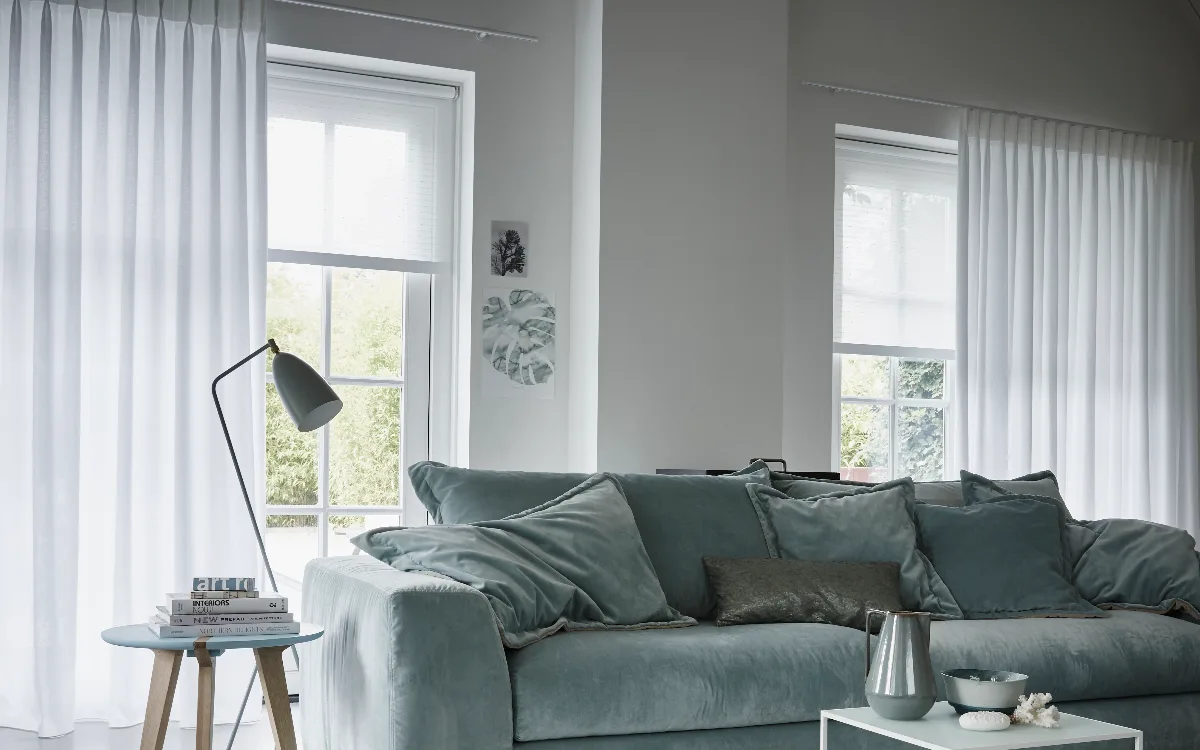 Toppoint Inbetween Between en Rolgordijn in lichte kleuren