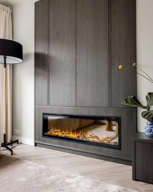 Vtwonen seizoen 18 afl 8 - Voorburg woonkamer kast op maat met elektrische haard