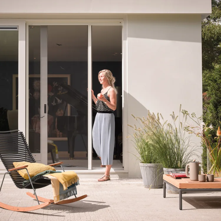 Hordeuren van Luxaflex bij Aanhuis.nl