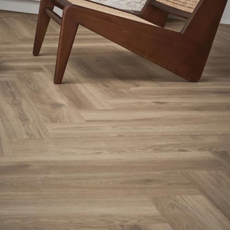 Brook Oak Natural walvisgraat PVC van Tarkett
