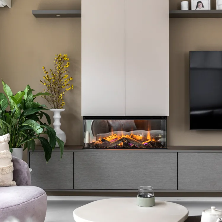 Elektrische haard tv kast op maat in Hotel chic stijl met vtwonen